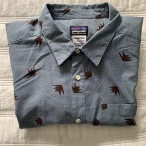 Very Nice Like New Patagonia Men's XL Button Down Shirt